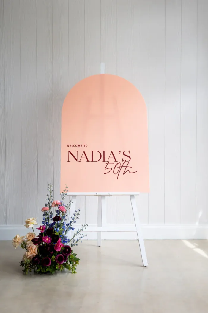 White Easel - Image 3
